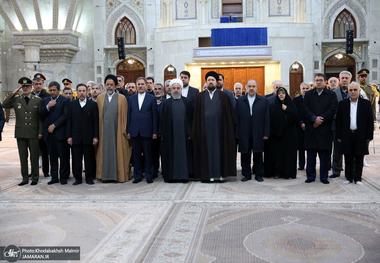 تجدید میثاق رییس جمهور و اعضای دولت با آرمان های امام و انقلاب