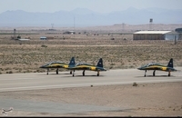 تحویل 3 فروند جت جنگنده کوثر به نیروی هوایی ارتش (2)