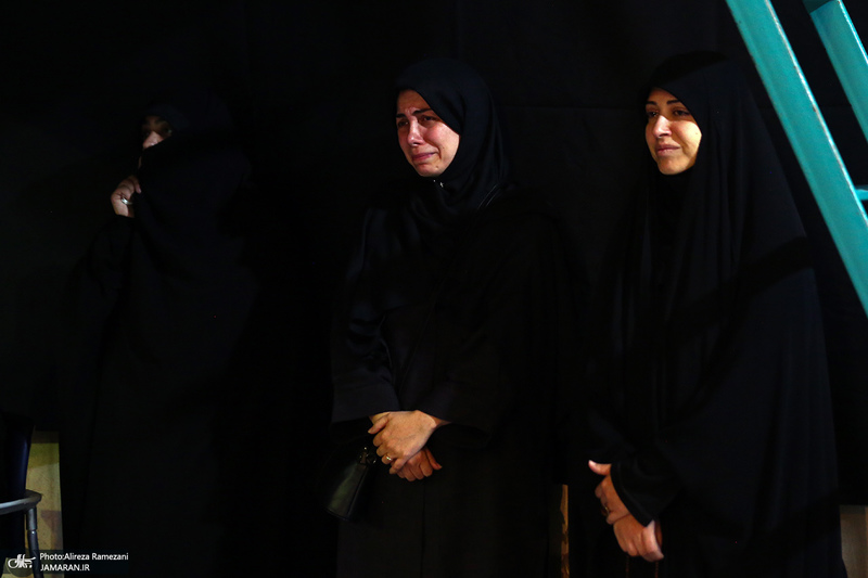 مراسم تشییع آیت الله حسن صانعی (ره) از حسینیه جماران - 3