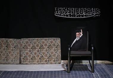 روضه‌خوانی جانسوز مهدی رسولی در جوار محل شهادت قائد شهید انقلاب+ ویدئو 
