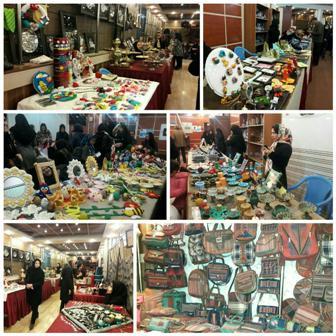 نمایشگاه صنایع دستی، دست سازه های هنری و سفره های هفت سین در اراک گشایش یافت