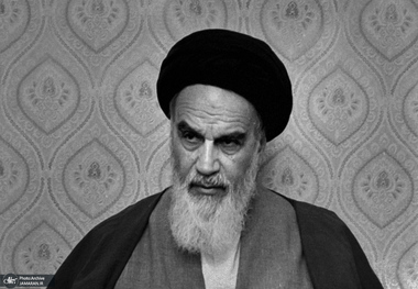 پاسخ امام در خصوص رابطه با آمریکا: «ما ذلت را نخواهیم پذیرفت»