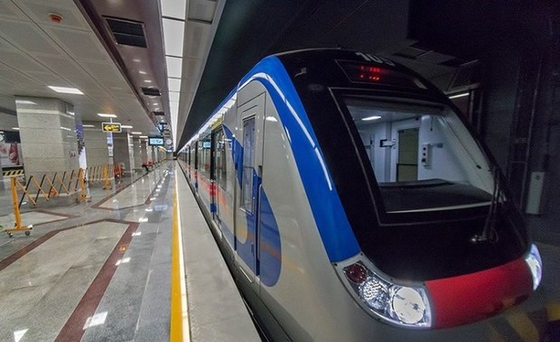معاون شهردارتهران: 60 درصد مردم با افزایش قیمت مترو موافق اند