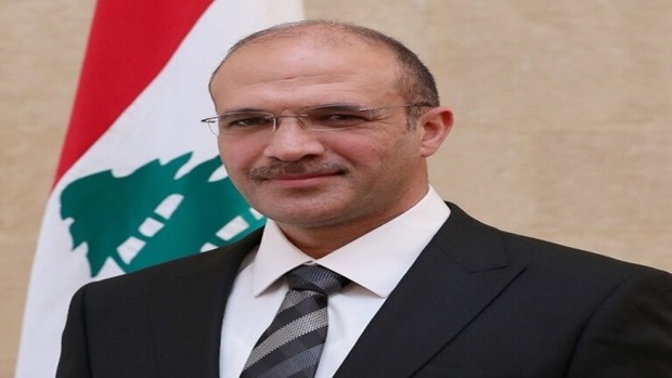 وزیر بهداشت لبنان کمک آمریکا برای مبارزه با کرونا را  مورد تمسخر قرار داد
