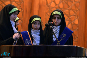 تجدید میثاق دانش آموزان بسیجی و مسئولین سازمان بسیج دانش آموزی با آرمان های حضرت امام(س)