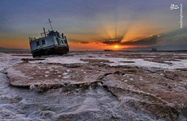 کلانتری: با روند کنونی احیای دریاچه ارومیه حدود ۳۰ یا ۴۰ سال زمان می‌برد