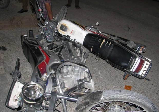 تصادف 2 دستگاه موتورسیکلت در تهران 4 نفرراهی بیمارستان کرد