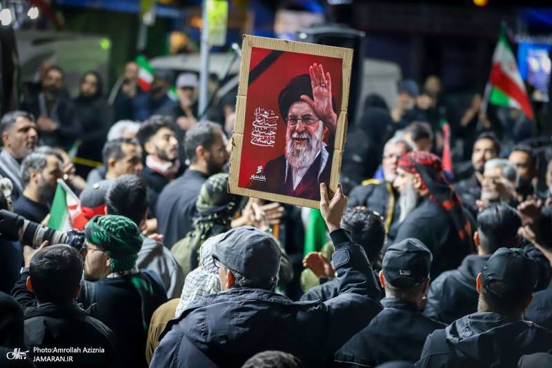 چهل و یکمین شب اجتماع پر شور مردم در شهرک ولیعصر (عج)