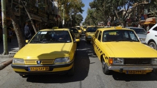 نرخ کرایه تاکسی درون شهری سنندج افزایش یافت