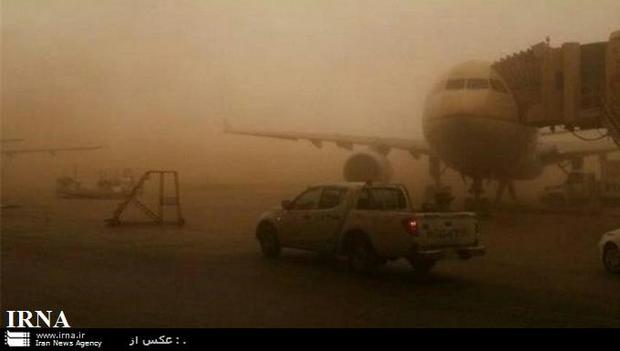 لغو 2 پرواز فرودگاه بین المللی اهواز به دلیل گرد و غبار