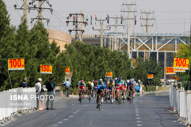رکابزنان ایرانی روی سکوی مرحله چهارم نرفتند  پیراهن طلایی تور همچنان برتن رکابزن روس