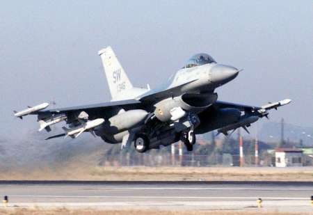 کویت مشتری تسلیحات جدید هوایی از آمریکا