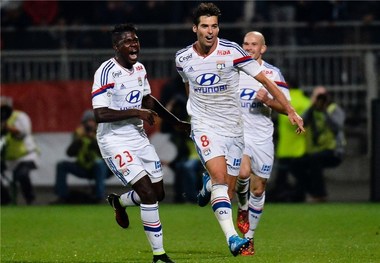 لیون ۷ گل زد و جشن صعود گرفت
