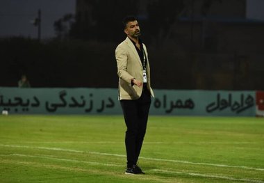 برکناری رحمان رضایی از سرمربیگری ذوب‌آهن 
