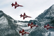 سوئیسی ها بالاخره به خرید هواپیمای نظامی بله گفتند
