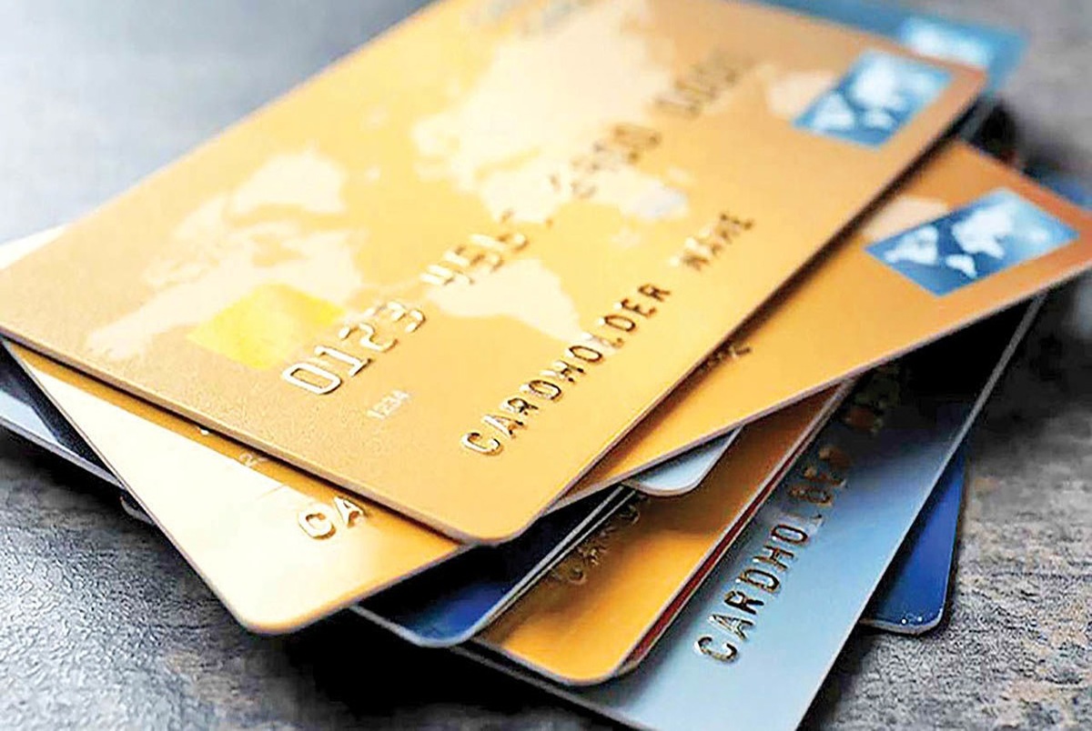 به مردم کارت اعتباری خرید داده می شود؟/ جزییات پیشنهاد مجلس به دولت برای جایگزینی ارز 4200 تومانی