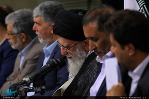 دیدار جمعی از شاعران و اهالی فرهنگ و ادب با رهبر معظم انقلاب