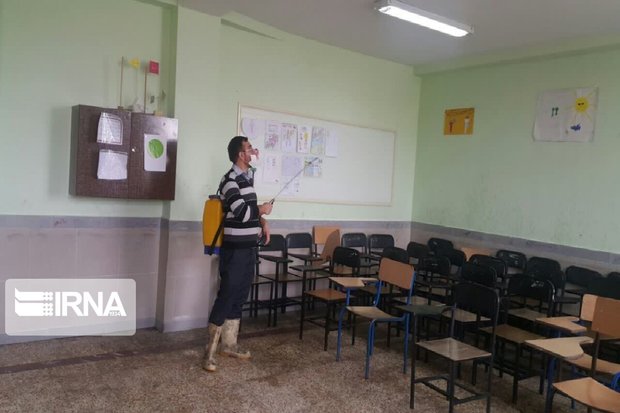 272 مدرسه شهرستان ساوه برای مقابله با کرونا ضدعفونی شدند