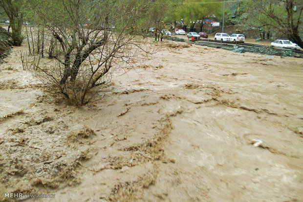 تدوام بارش‌ها در استان البرز  احتمال سیلابی شدن رودخانه‌ها