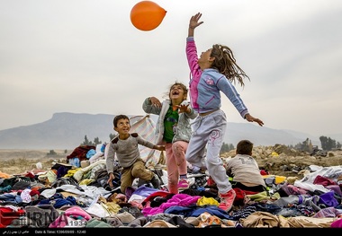 دانش آموزان زلزله زده 3.5 میلیارد تومان کمک می گیرند