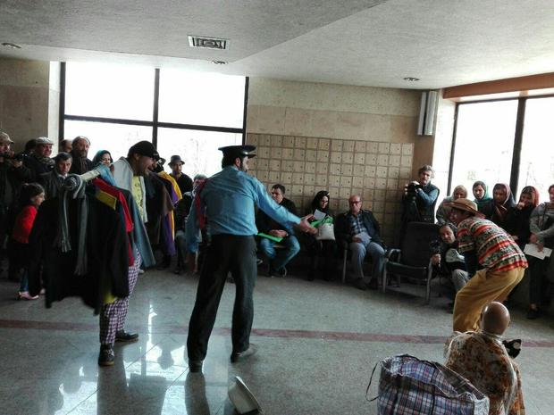 اجراهای روز دوم جشنواره معلولان زاگرس در کرمانشاه نقد و بررسی شد