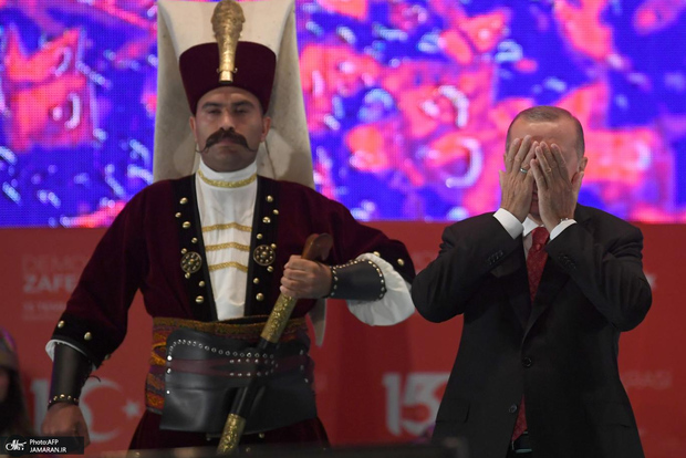 واکنش ها به شعرخوانی اردوغان علیه ایران