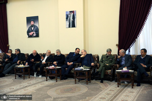 حاشیه های تجدید میثاق رئیس جمهور و اعضای هیأت دولت با آرمان‌های حضرت امام(س)