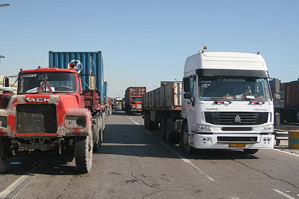 جابجایی بیش از 9 میلیون تن انواع کالا توسط ناوگان حمل و نقل آذربایجان غربی