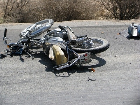 مرگ جوان 23 ساله موتور سوار در محور بیرجند-زاهدان