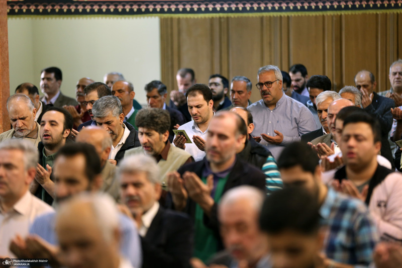 اقامه نماز عید سعید فطر در حسینیه شماره 2 جماران