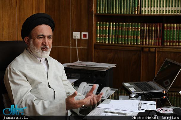 افراطیون اسلام را بدنام کرده و به اختلاف بین مسلمانان دامن می زنند