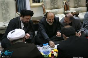 دیدار جمعی از جوانان خانواده های تحت پوشش کمیته امداد امام خمینی با یادگار امام (س)