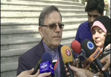 رییس کل بانک مرکزی: بدون دلیل به کسی ارز فروخته نمی‌شود
