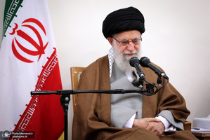 دیدار دست‌اندرکاران کنگره 2000 شهید استان بوشهر با رهبر معظم انقلاب