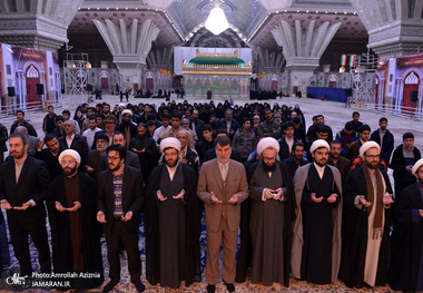 تجدید میثاق امام جمعه و مسئولین شهرستان پرند با آرمان های امام خمینی(س)