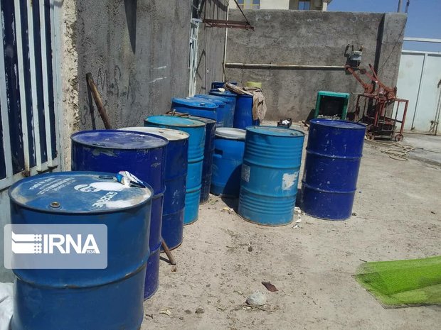 کارگاه تولید مواد ضدعفونی تقلبی در یکی از روستاهای ساوه کشف شد