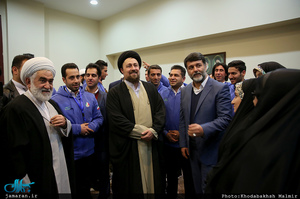 دیدارجمعی از اعضای کمیته مستقل پرثوا و پیشکسوتان با سید حسن خمینی