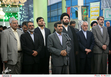 گزارش تصویری / تجدید میثاق اعضای هیات دولت با آرمان های بنیانگذار کبیر انقلاب اسلامی