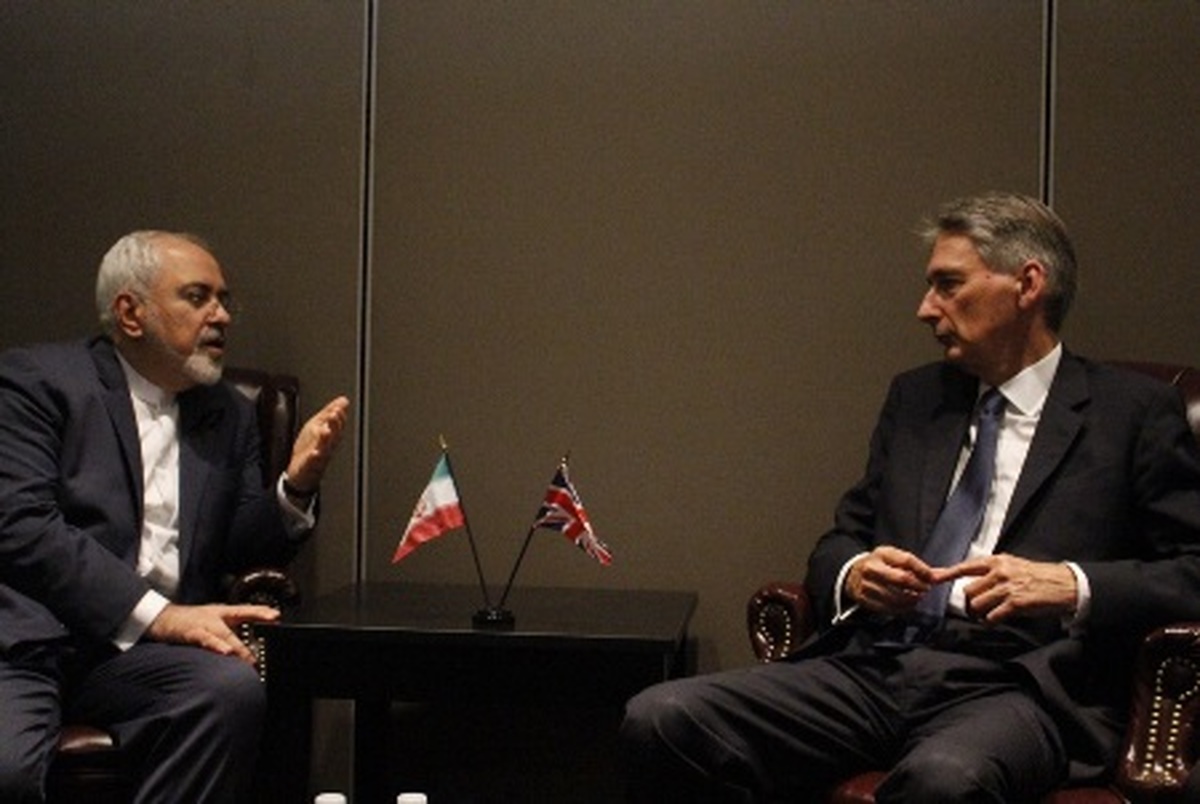 دعوت وزیر خارجه انگلیس از ظریف