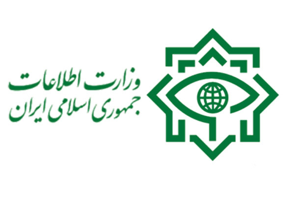 امام(س) تنها حامی جدی وزارت اطلاعات بود/ در سال 74 ظرف سه ماه بازار ارز را کنترل کردیم