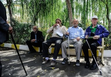 بسته حمایتی دولت به بازنشستگان پرداخت شد

