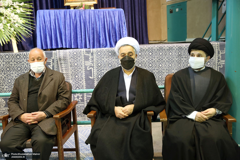 مراسم بزرگداشت مرحوم حاج عیسی جعفری و مرحوم سید احمد میریان در حسینیه جماران
