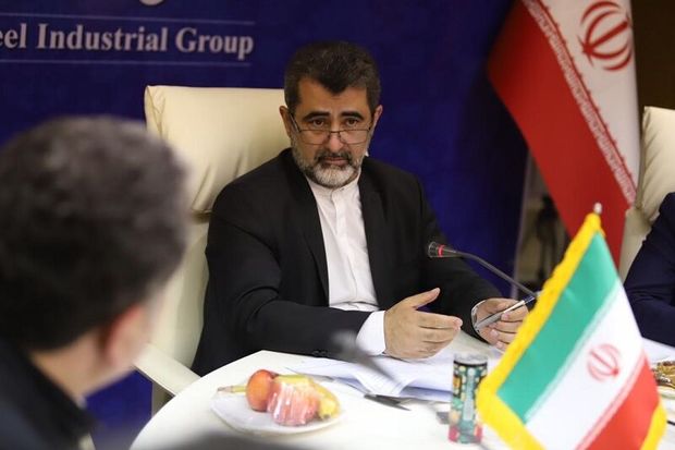 رئیس جمهوری در تصمیم گیری برای آینده گروه ملی صنعتی فولاد خوزستان ورود می کند