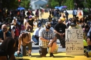  تظاهرات همزمان گروه‌های راست افراطی و مخالفان نژادپرستی
