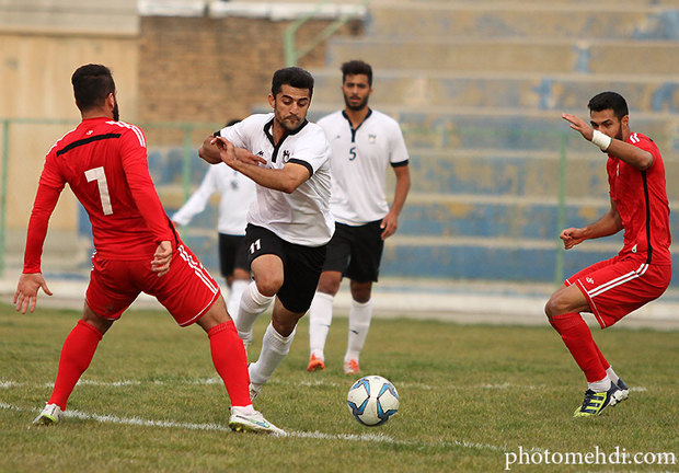 مسابقات لیگ برتر فوتبال آذربایجان غربی آغاز شد