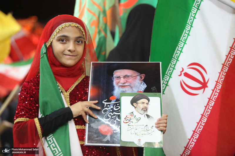 اجتماع عشایر فسا در حمایت از رزمندگان جبهه ی مقابله با دشمن آمریکایی - صهیونی