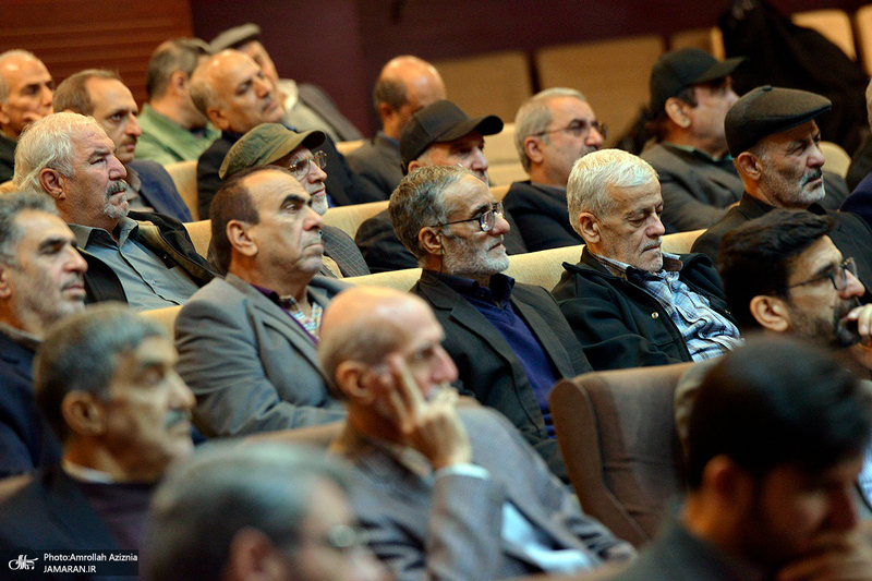 کنگره بزرگداشت شهدای سنگرسازان بی سنگر استان تهران در حرم امام خمینی (س)