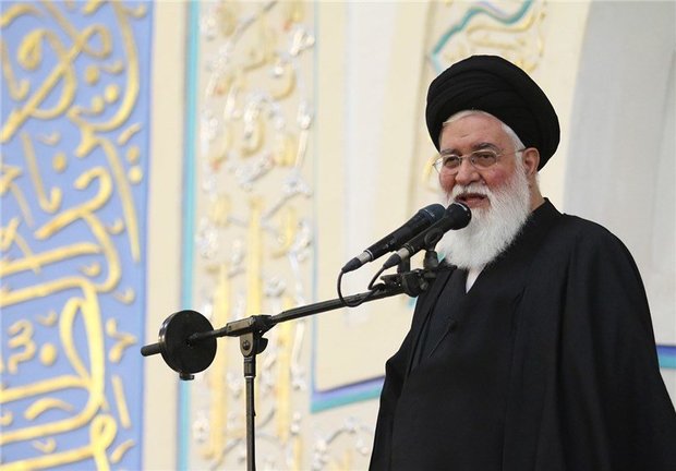 رهبری در بیانیه گام دوم انقلاب مسیر روشن ایران را مشخص کردند