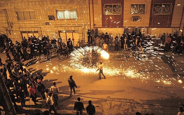شب آرام چهارشنبه سوری در قزوین