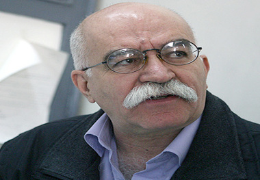 دوست «فرانچسکو رُزی» در ایران مترجم شد
